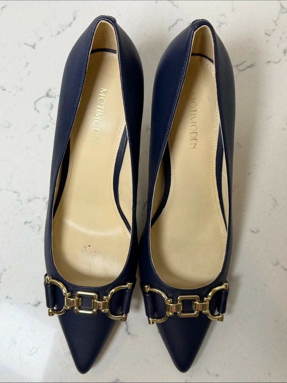 Women's Size 9 Navy Leather Kitten Heels Gold Chain Pointed Toe